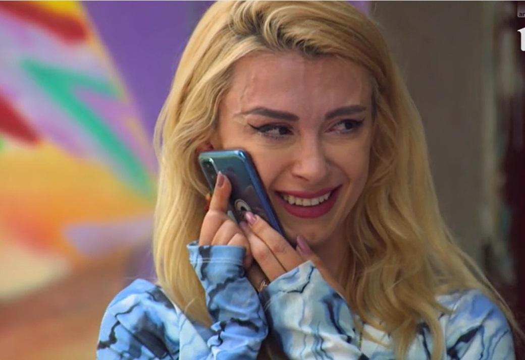 Imagine Stire S-a lăsat cu scandal la America Express! Prezentatorul de la Antena 1, mesaj umilitor despre Andreea Bălan: „E teroristă rău” | 2review.ro