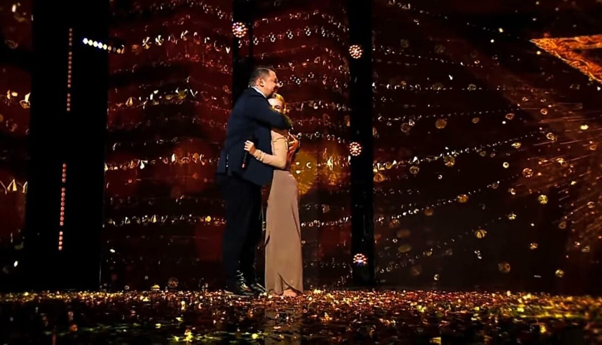 Imagine Stire Cine este Bianca Avram, dansatoarea care a primit Golden Buzz la Românii au talent. Mihai Bobonete a trimis-o direct în Semifinală | 2review.ro