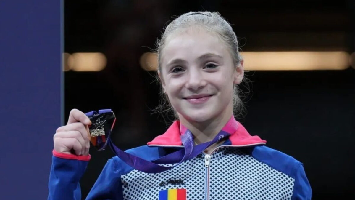 Noua stea a gimnasticii românești, Sabrina Voinea! Și Nadia Comăneci a lăudat-o