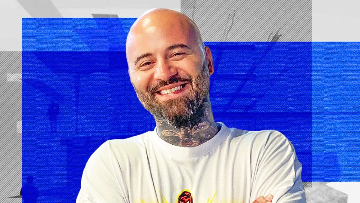 Imagine Stire Vedeta din România cu cele mai multe prenume | Are 6 trecute în certificatul de naștere! | 2review.ro