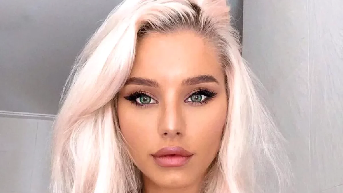 Imagine Stire Carmen Grebenișan, cu fața umflată și de nerecunoscut! Blondina trece prin momente grele la Survivor România  | 2review.ro