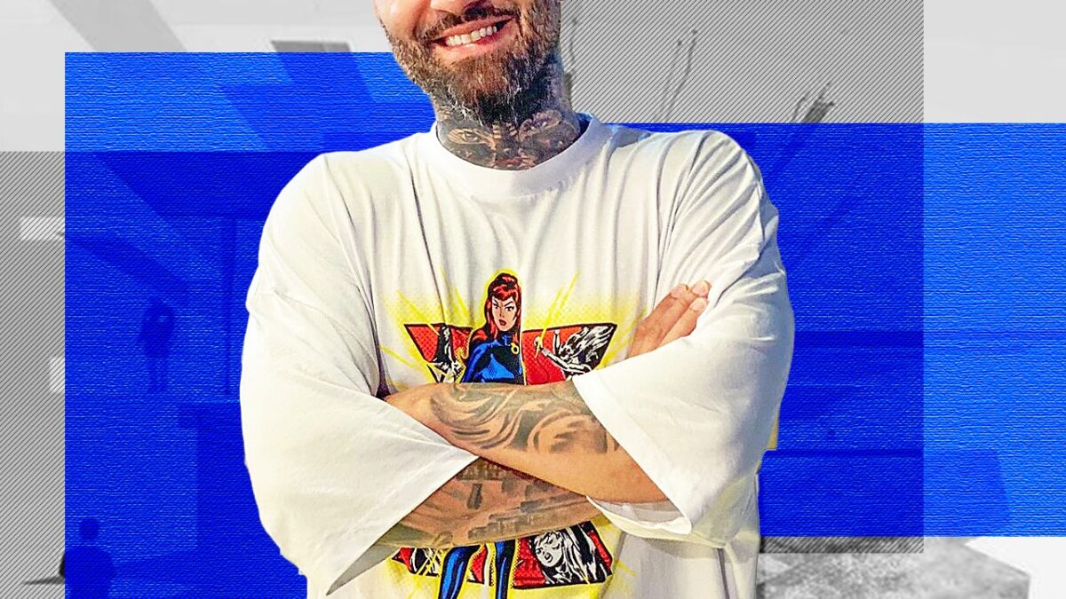 Imagine Stire Vedeta din România cu cele mai multe prenume | Are 6 trecute în certificatul de naștere! | 2review.ro