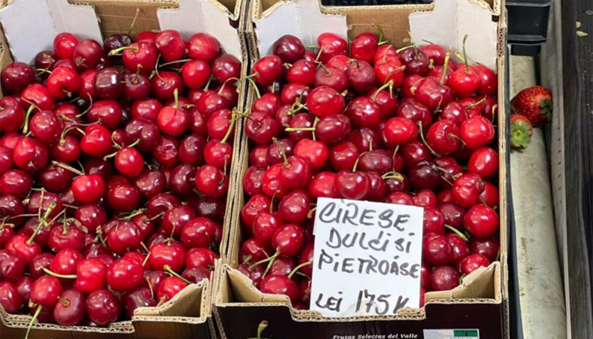 Prețuri mari pentru primele cireșe românești. Cu câți lei se va vinde 1 kilogram, în piață