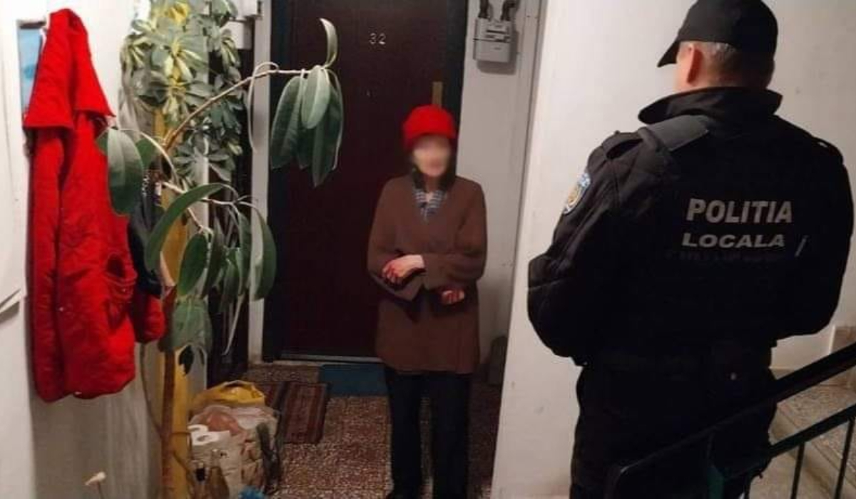 O bătrână din București a stat trei zile în fața ușii, după ce a pierdut cheile. Polițiștii au găsit-o flămândă și înghețată: „Sărmana femeie”