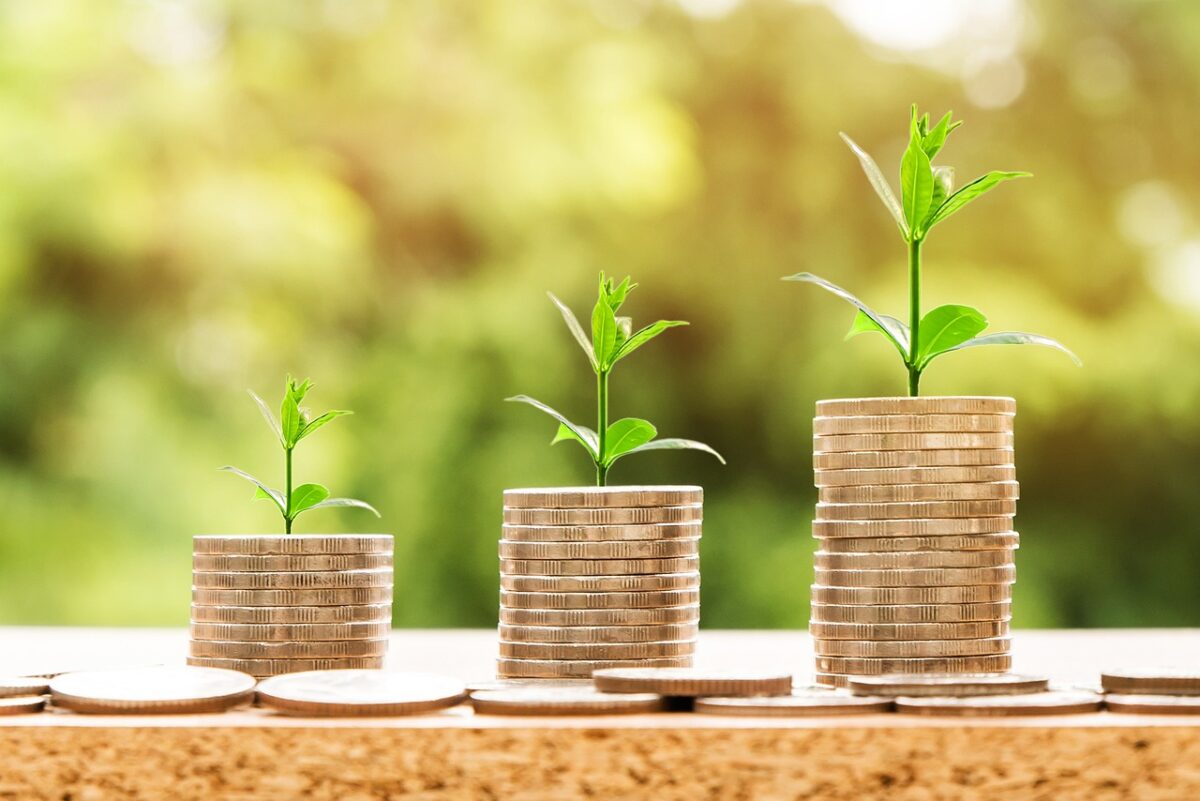 Curs valutar emis de BNR, 19 aprilie 2023. Cât a ajuns să coste euro, dolarul, lira sterlină și gramul de aur