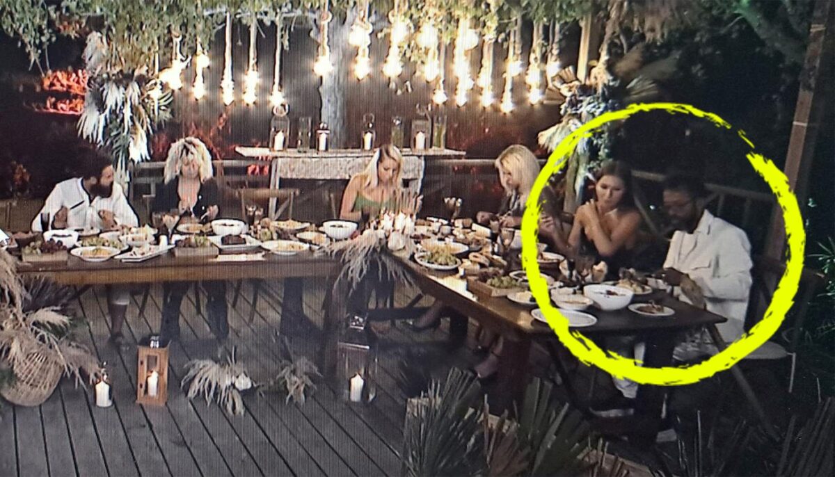 Imagine Stire Alexandra Ciomag l-a dat de gol pe Kamara. Ce i-a făcut cântărețul în timpul petrecerii de unificare de la Survivor România de la Pro TV | 2review.ro