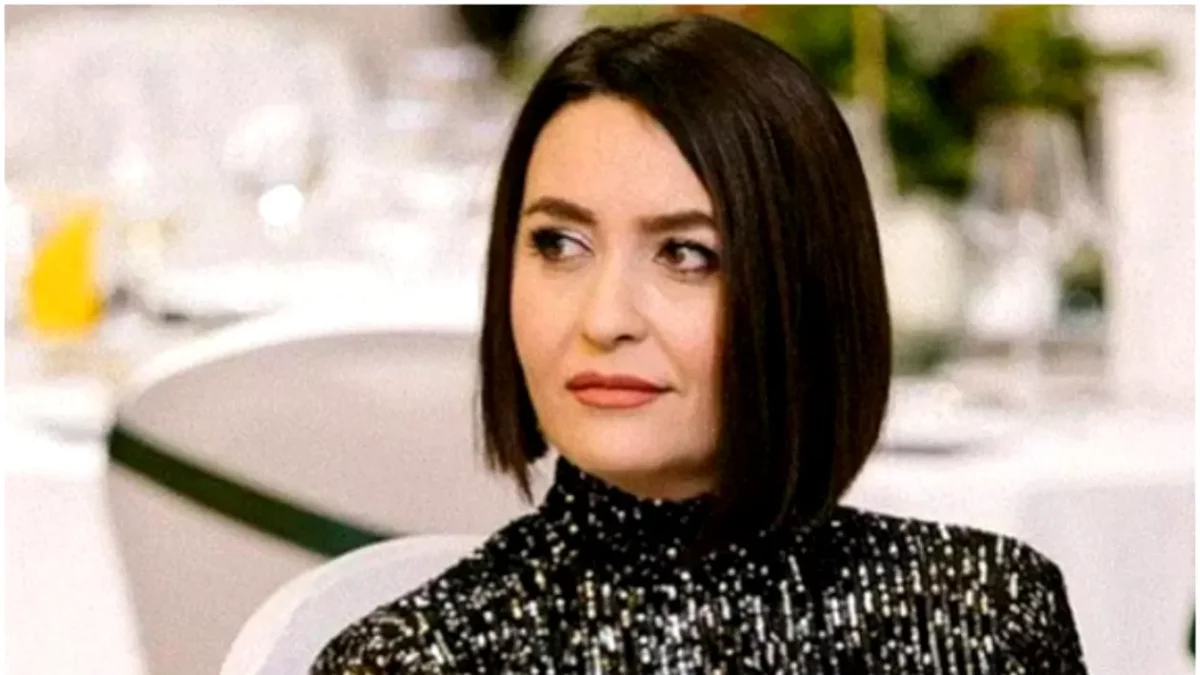 Imagine Stire Amalia Năstase, război deschis cu Poliția! Vedeta tună și fulgeră: „Vouă nu vă e, mă, rușine?” | 2review.ro