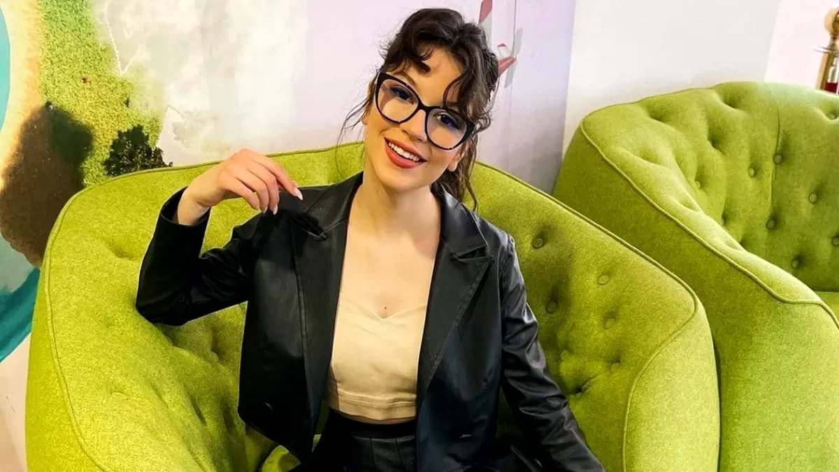 Imagine Stire Cleopatra Stratan, transformare uluitoare! Au pus-o imediat la zid când au văzut cum arată: „Strică tot” | 2review.ro