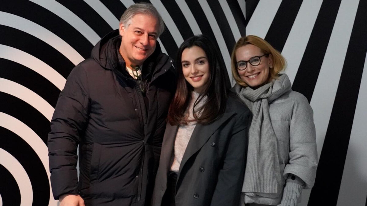 Imagine Stire Alexia Eram a bătut palma cu Antena 1! Fiica prezentatoarei de la PRO TV pleacă în America Express 2024 alături de fratele ei | 2review.ro