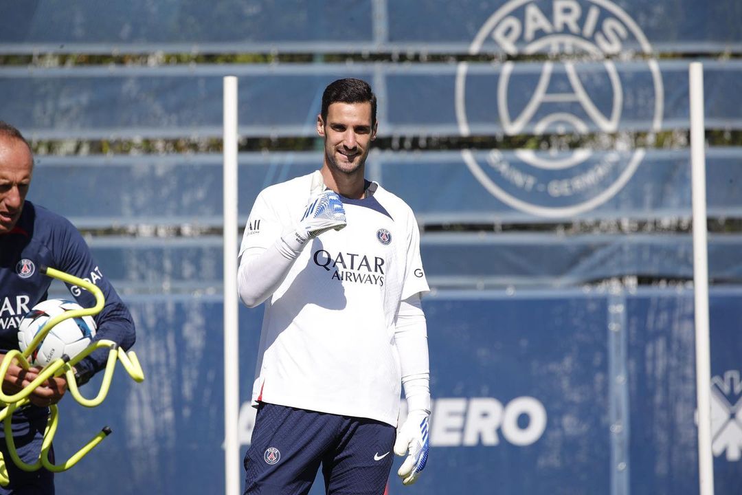 Ți se sfâșie sufletul! Mesajul transmis de soția lui Sergio Rico, după ce portarul PSG a ajuns în spital, în stare gravă: „Nu mă lăsa singură, iubitul meu!”
