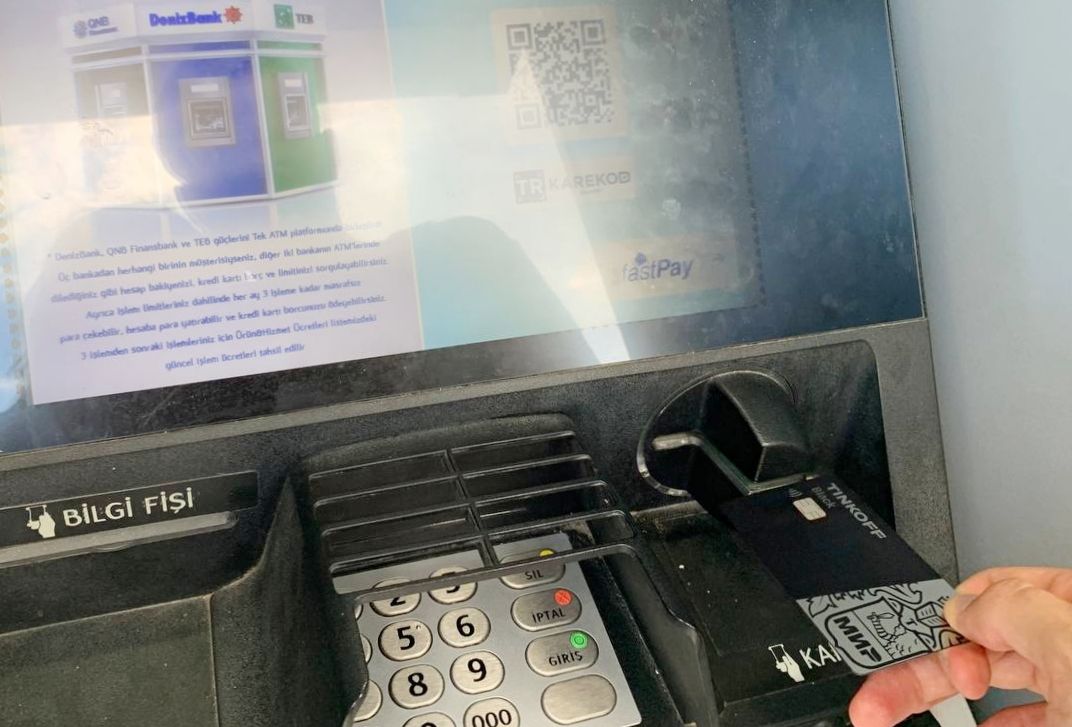 Card cu 400 de euro pe lună pentru familiile care se încadrează în această categorie. Ce condiții trebuie să fie îndeplinite