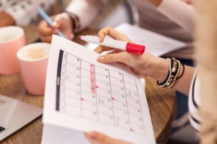 O zi de concediu în plus pentru toți salariații români. Se va vota ca banii să vină direct de la stat