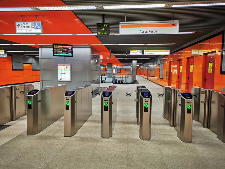 Imagine Stire Cât a ajuns să coste o călătorie cu metroul în București. Sumele nu sunt mici pentru cei care circulă frecvent cu acest mijloc de transport în comun | 2review.ro