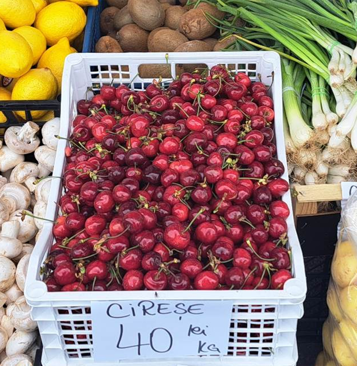 Câți lei costă 1 kilogram de cireșe românești într-un magazin din cartierul Militari din București