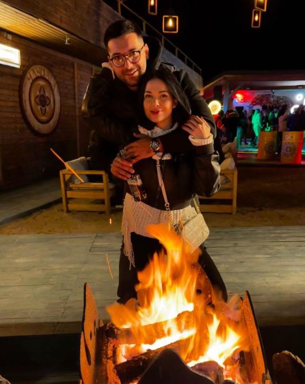 Deea Maxer și iubitul ei, Robert, la mare / sursă foto: Instagram