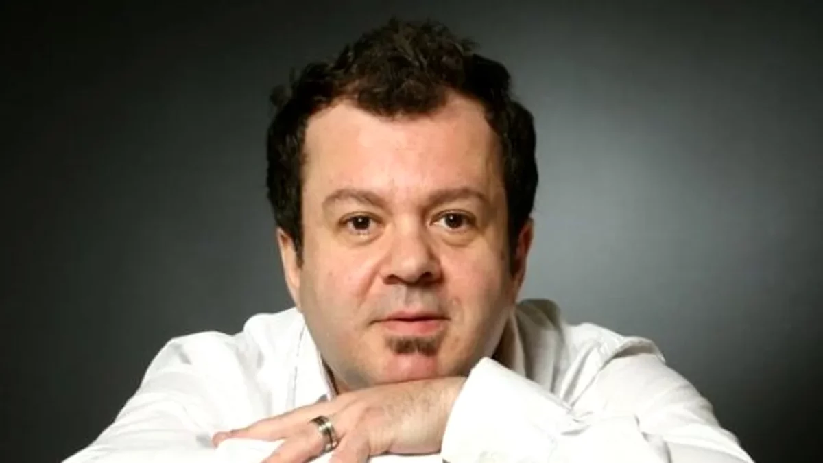 Imagine Stire Îți mai amintești de Costel din La Bloc! Cu ce se ocupă acum Dragoș Moștenescu, la 6 ani după ce a părăsit România | 2review.ro