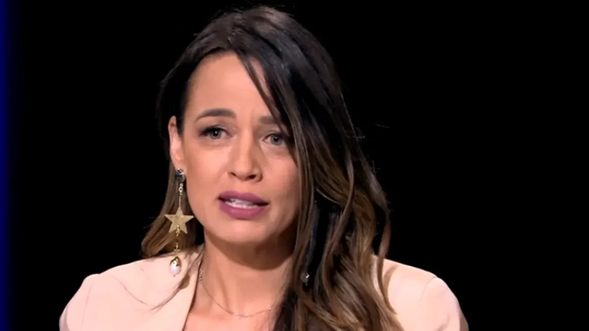 Imagine Stire Andreea Raicu, sfâșiată de durere! Vedeta a anunțat că și-a pierdut cel mai de încredere prieten: „Una dintre cele mai dureroase despărțiri din viața mea” | 2review.ro