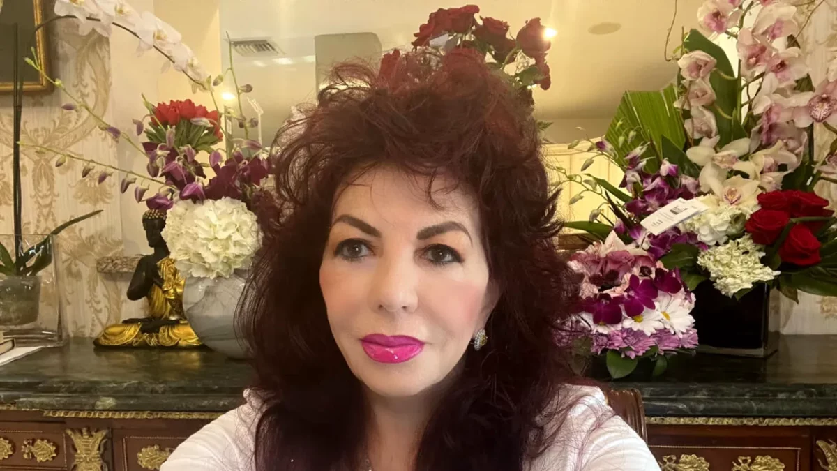 Imagine Stire „Trei zile nu am reușit să ies din casă.” Carmen Harra, lovită de tragedie! Locuința clarvăzătoarei a fost distrusă de furtunile din Florida | 2review.ro