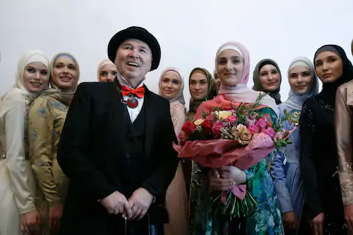Imagine Stire Doliu în lumea modei! Christian Dior al sovieticilor a murit | 2review.ro