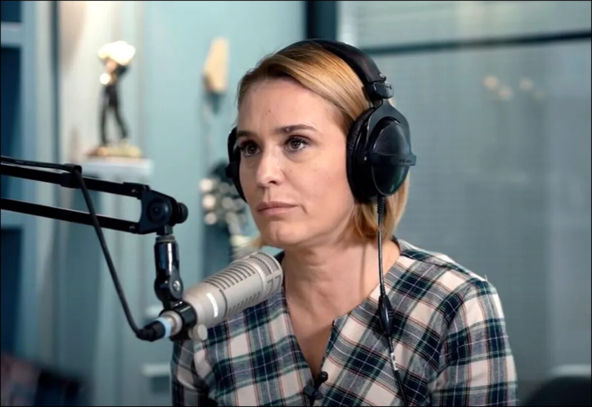 Imagine Stire Andreea Esca a vorbit despre plecarea de la ProTV. De ce a vrut să renunţe la pupitrul ştirilor | 2review.ro