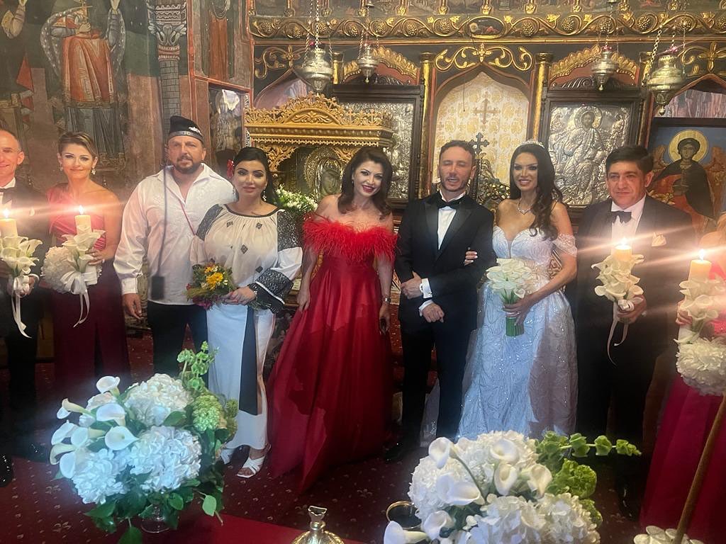 Imagine Stire Cristina Spătar s-a căsătorit, iar rochia de mireasă luat ochii tuturor. Imagini cu artista când i-a spus DA lui Vicențiu Mocanu | 2review.ro