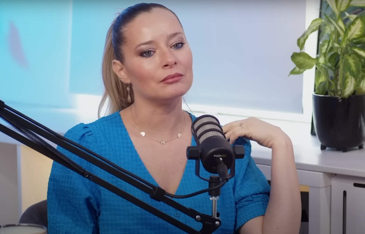 Imagine Stire Drama prin care a trecut Laura Cosoi. Dezvăluirile dureroase ale actriței din La Bloc: „Îmi lipsește foarte mult” | 2review.ro