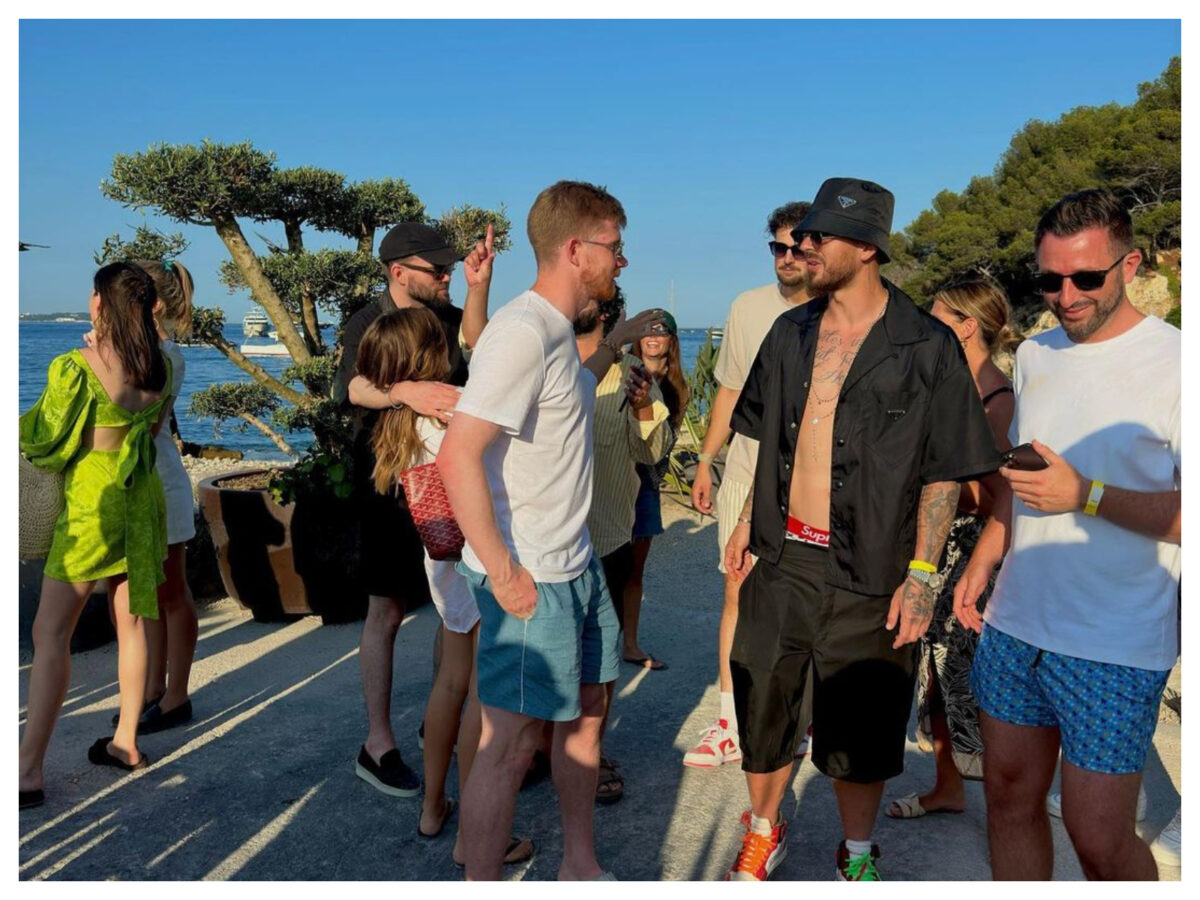 Imagine Stire Denis Alibec s-a întâlnit cu Kevin de Bruyne în vacanță. „Valorai 100 de milioane” | 2review.ro