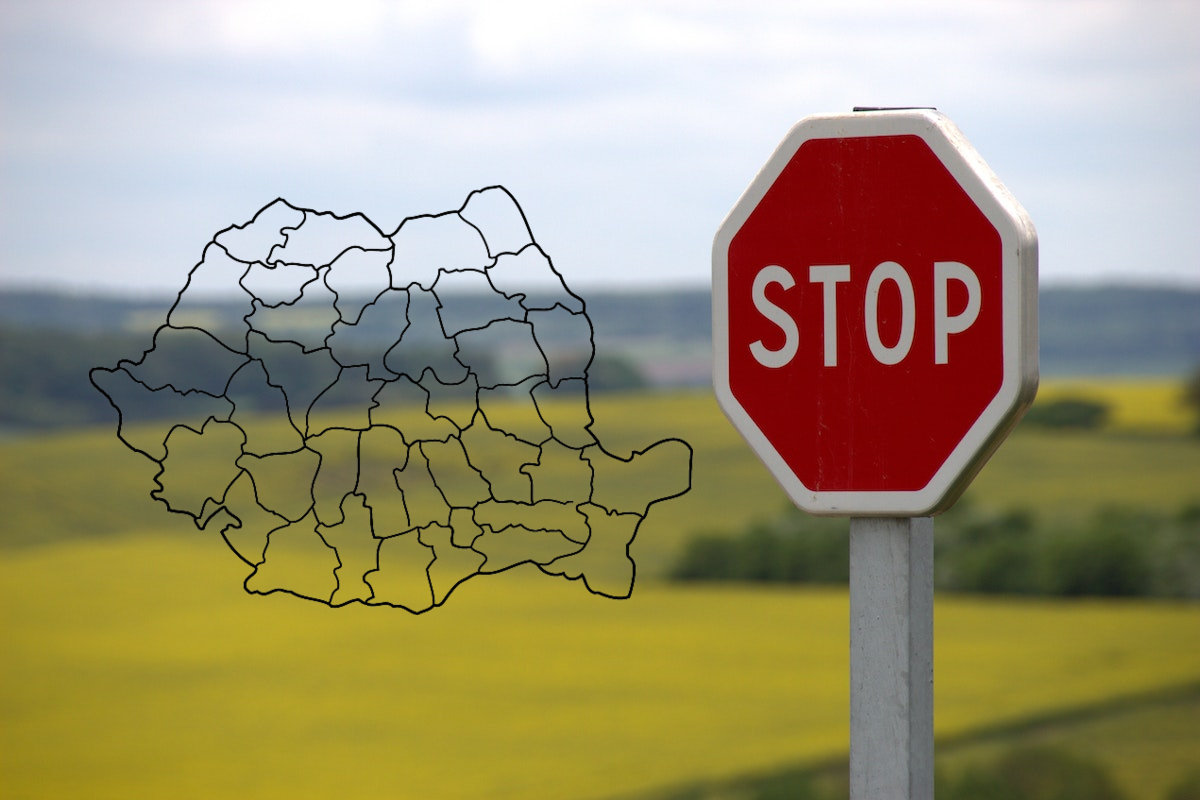 Românul e inventiv și descurcăreț! Ireal ce au putut să facă mai mulți localnici din Satu Mare cu indicatoarele rutiere furate de pe străzi