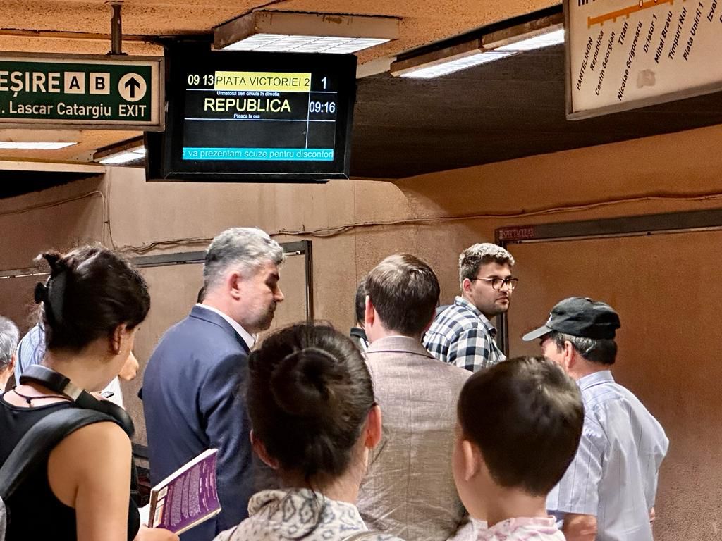 Marcel Ciolacu s-a plimbat cu metroul. Ce problemă a întâmpinat în drum spre Ministerul Transporturilor