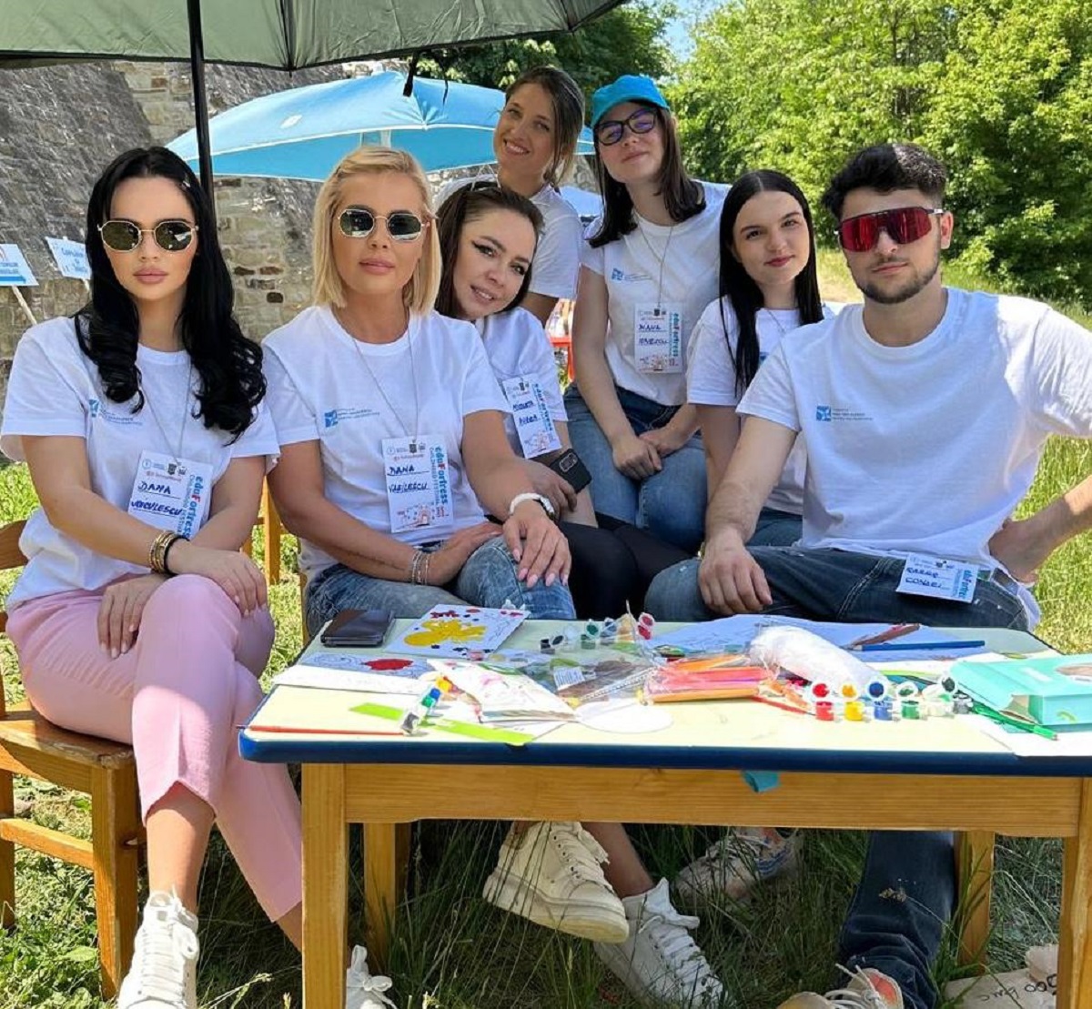 Dana Voiculescu s-a aflat în mijlocul copiilor prezenți de 1 Iunie la Muzeul Național al Bucovinei