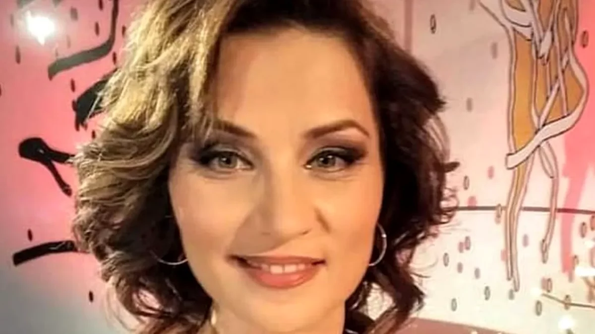 Imagine Stire Nicoleta Voicu a ajuns la sapă de lemn! Artista abia mai face față cheltuielilor: „Ies în stradă, mă alătur cadrelor didactice” | 2review.ro