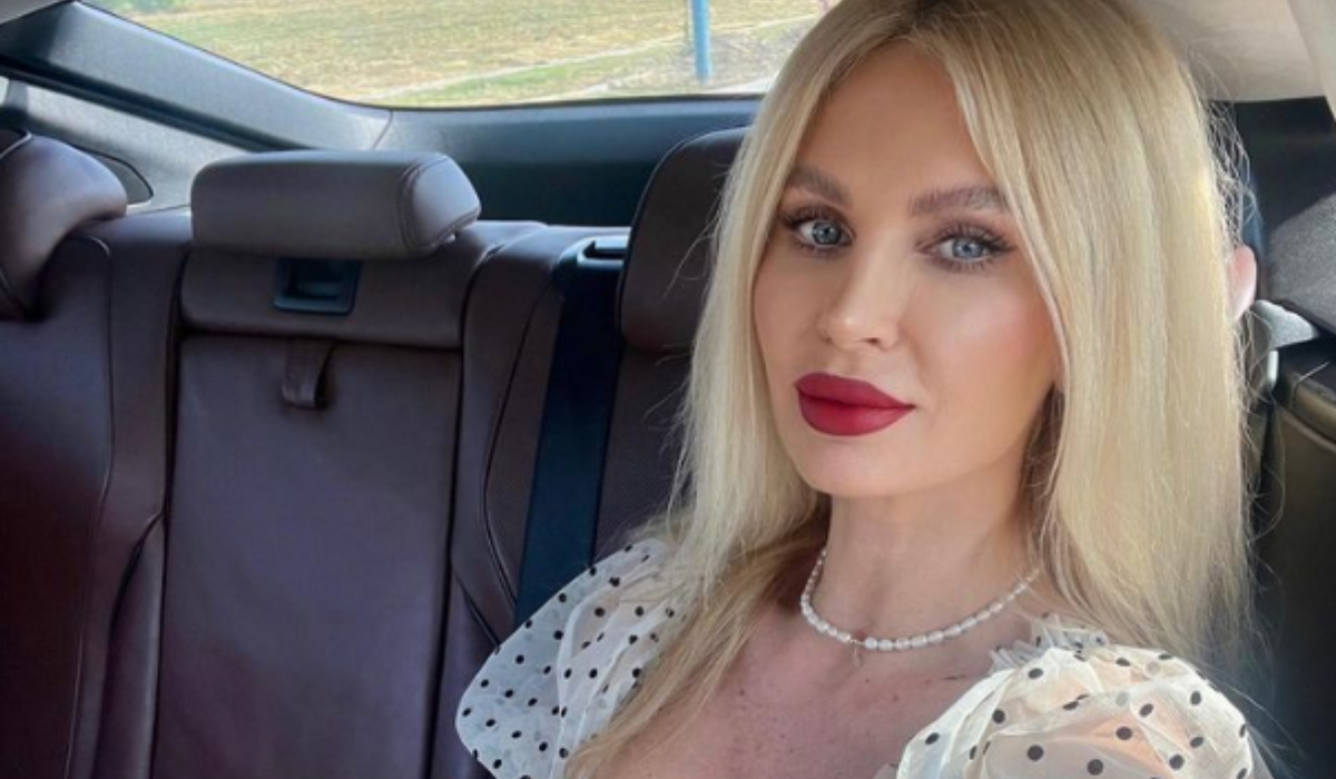 Imagine Stire Andreea Bănică s-a fotografiat în Italia alături de o actriță celebră și imediat au început cârcoteala. Detaliul care i-a scăpat vedetei | 2review.ro