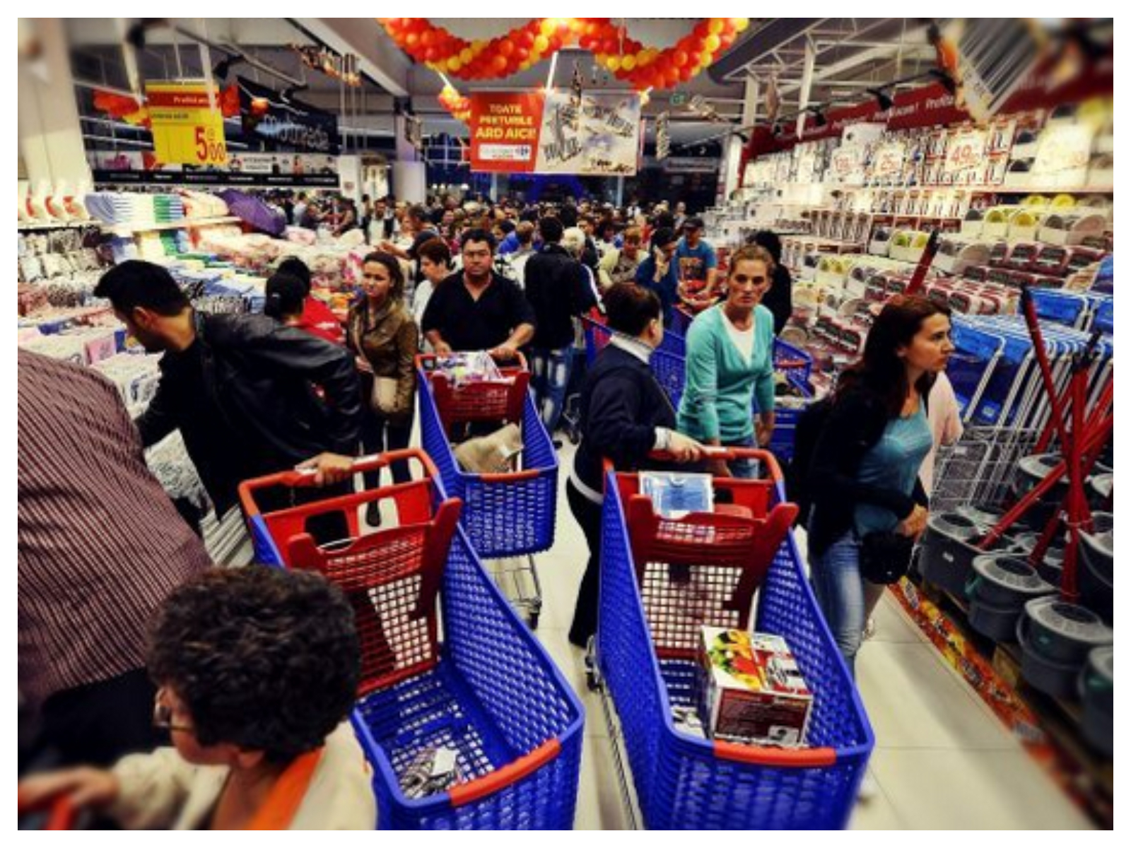 Val de scumpiri șocante pentru romani! Cât urmează să scoatem din buzunar în plus pentru sucuri, țigări și alcool de la 1 septembrie