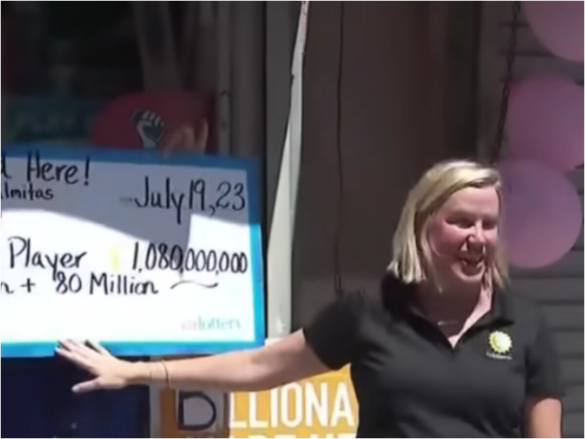Imagine Stire A câștigat marele premiu la Loto în America, dar cei mai mulți bani îi ia tot statul. Acum este obligat să își facă și numele public | 2review.ro
