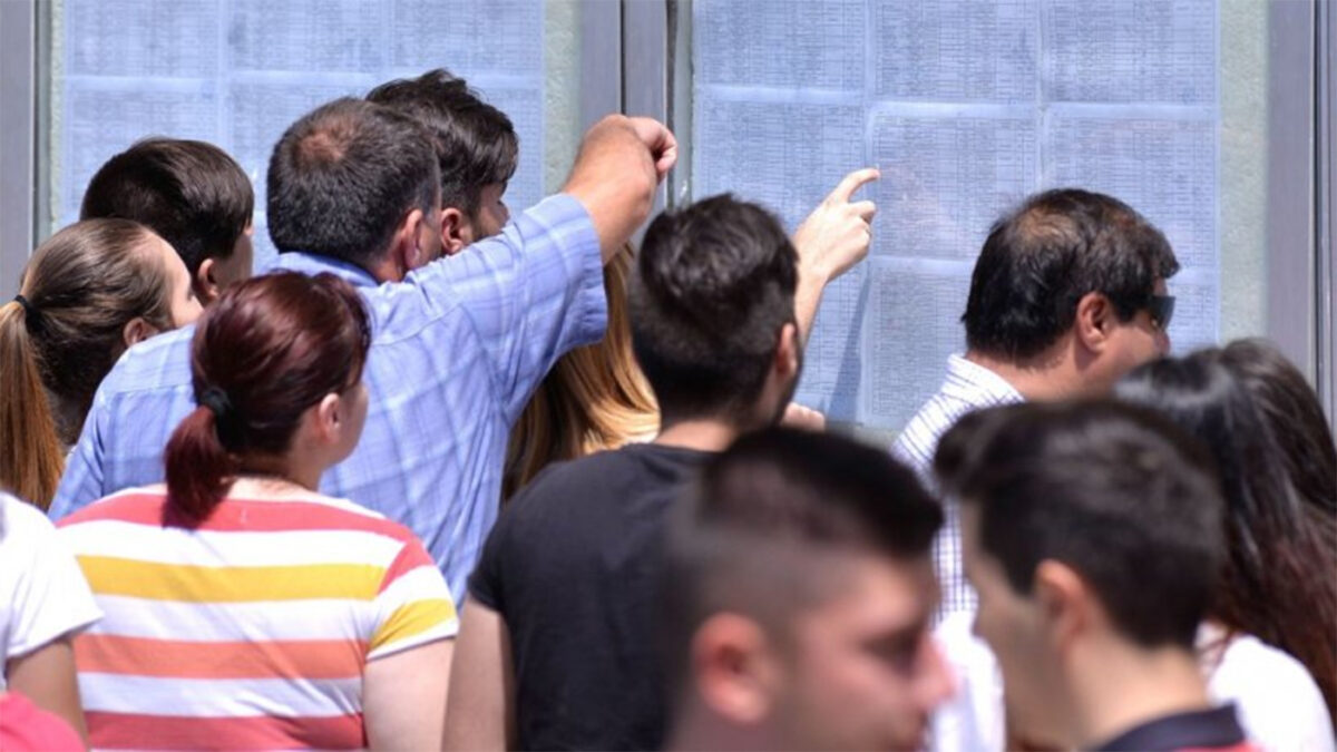 Licee care n-au cui să dea diploma de Bacalaureat. Situație dramatică după afișarea notelor de dinainte de contestații