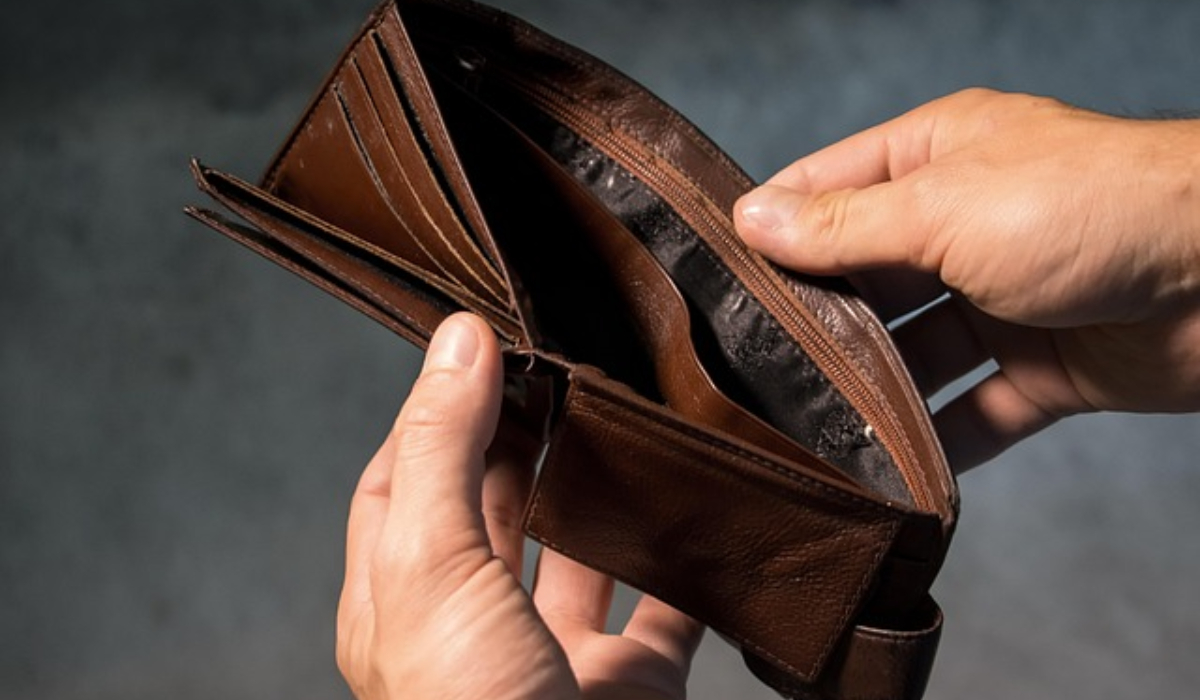 Vești proaste pentru români! În ce condiții ar putea crește taxele, în viitorul apropiat Vești proaste pentru români! În ce condiții ar putea crește taxele, în viitorul apropiat