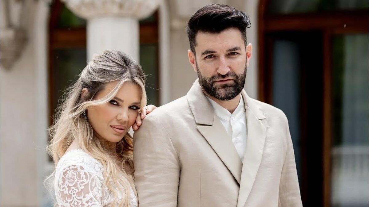 Imagine Stire S-a culcat cu Gina Pistol și e „tovarășul” lui Smiley. Cine este personajul misterios care se află în relații excelente cu cei doi însurăței | 2review.ro