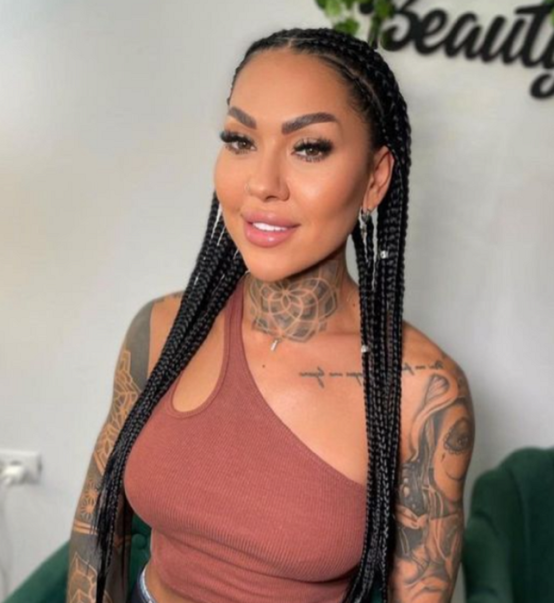 Imagine Stire Transformare uluitoare! Cum arăta Claudia Florescu, de la Insula Iubirii, la 18 ani | 2review.ro