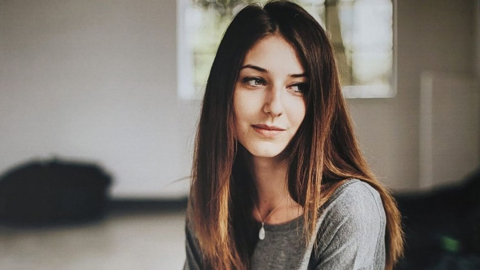 Ea este Patricia, tânăra de 25 de ani găsită fără suflare într-un hotel din Timișoara. Mama ei este în stare de șoc: ”A asistat tăcută la toată lupta mea”