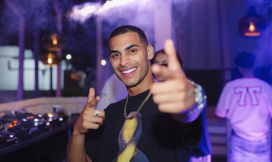 Imagine Stire Gheboasă nu e singurul motiv de scandal la Untold! Ce s-a întâmplat cu alți patru artiști care au urcat pe scenă, la Cluj | 2review.ro
