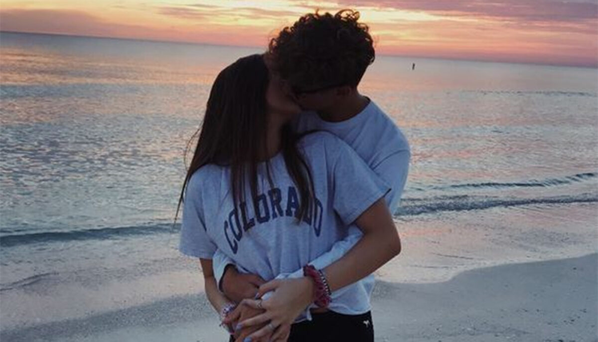 Imagine Stire O femeie s-a chinuit să rămână gravidă cu soțul ei, dar nu a reușit. După 4 ani de încercări, a aflat că făcuse amor complet greșit | 2review.ro