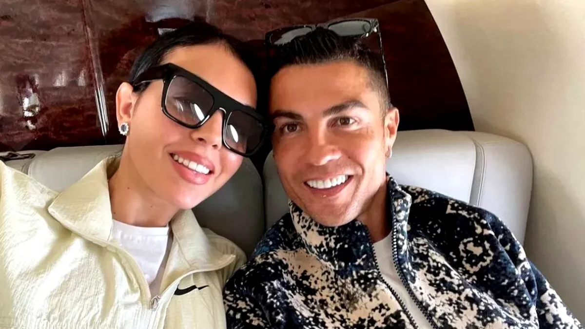 Imagine Stire Georgina Rodriguez scandalizează, din nou, opinia publică! Imaginile cu partenera lui Cristiano Ronaldo au stârnit vâlvă: „Cum permite asta?” | 2review.ro
