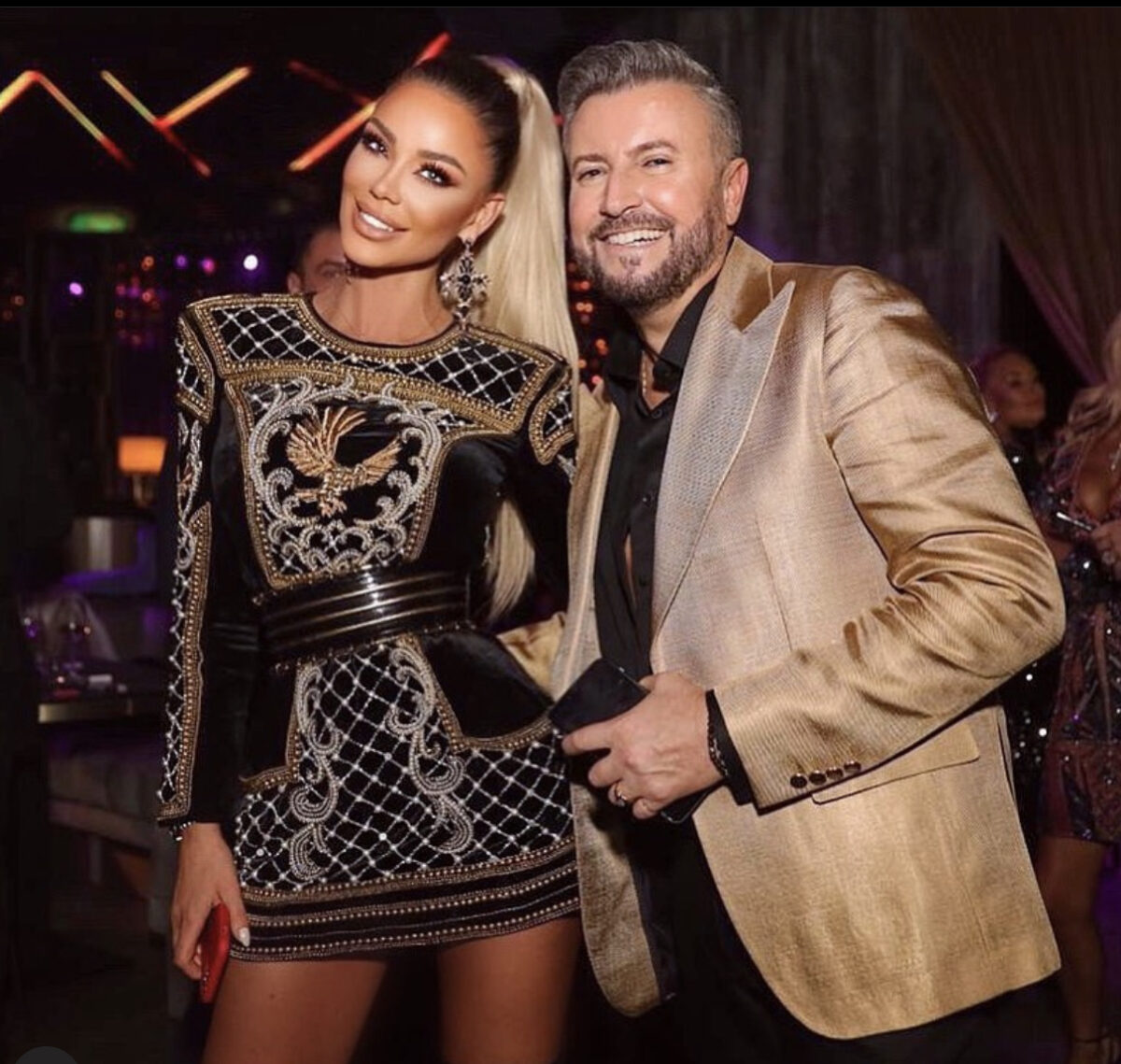 Imagine Stire Cătălin Botezatu, dezvăluiri din dormitor! Designer-ul a vorbit despre nopțile de iubire alături de Bianca Drăgușanu: „Se dăruiește total” | 2review.ro