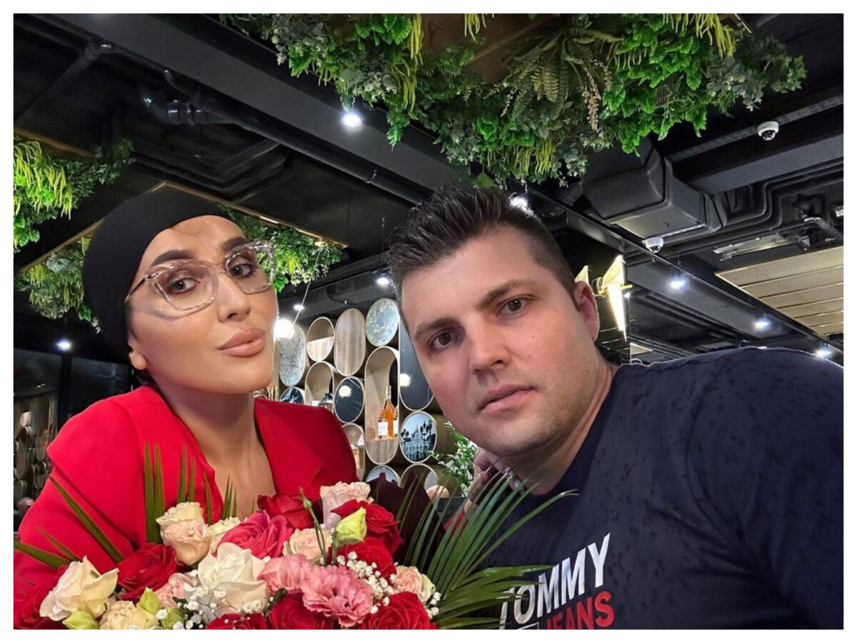 Imagine Stire Cum s-a reaprins dragostea dintre Dana Roba și actualul iubit. Cei doi nu se mai văzuseră de 14 ani | 2review.ro