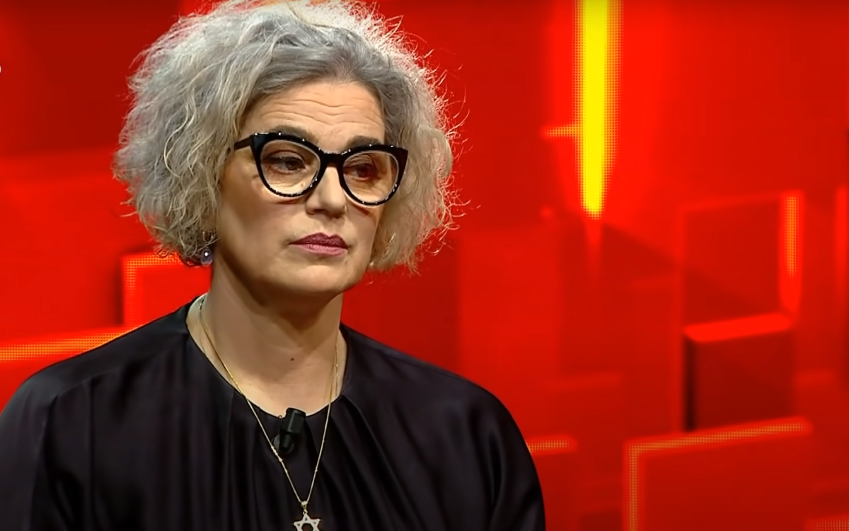 Imagine Stire Mesajul actriței Maia Morgenstern, după exploziile de la Crevedia. Se afla la nuntă, când, deodată, sala s-a golit: „Doctorii au fost chemați la spitale” | 2review.ro