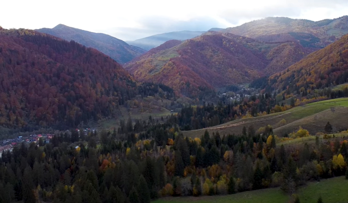 Uitaţi de Alpi! Staţiunea din România cu peisaje de vis, accesibilă oricui. Se află la 3 ore de Bucureşti