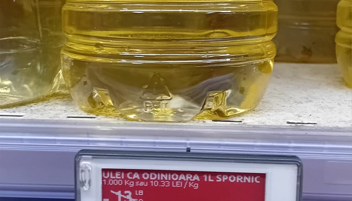 Câți lei a ajuns să coste o sticlă de ulei în Carrefour acum, după plafonarea adaosului comercial