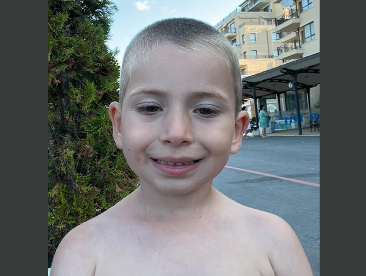 Alertă pe plaja de la Nisipurile de Aur din Bulgaria! Un copil român de 4 ani, din Bacău, s-a pierdut