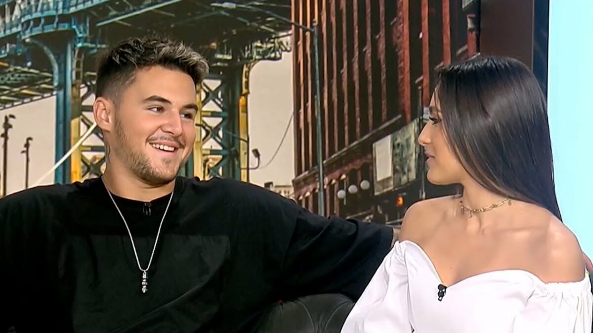 Imagine Stire Cum a călcat pe bec Mario Fresh în timp ce Alexia Eram nu era de față. Mărturisiri intime ale cântărețului despre relația cu fiica Andreei Esca | 2review.ro