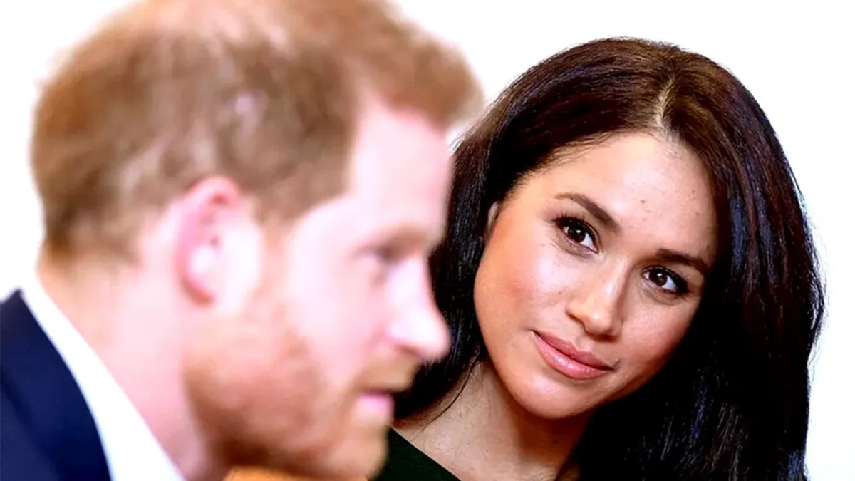 Imagine Stire Adevăratul motiv pentru care numele lui Meghan Markle a fost scos de pe certificatul de naștere al fiului ei. S-a aflat după un scandal imens | 2review.ro